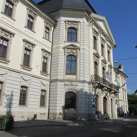 Apartment Fortuna Apartments Eger