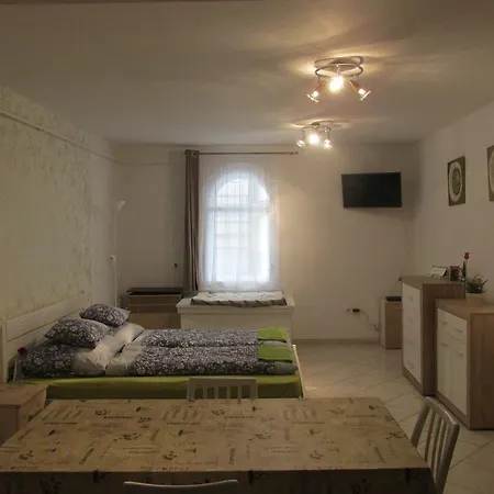 Apartment Fortuna Apartments Eger *